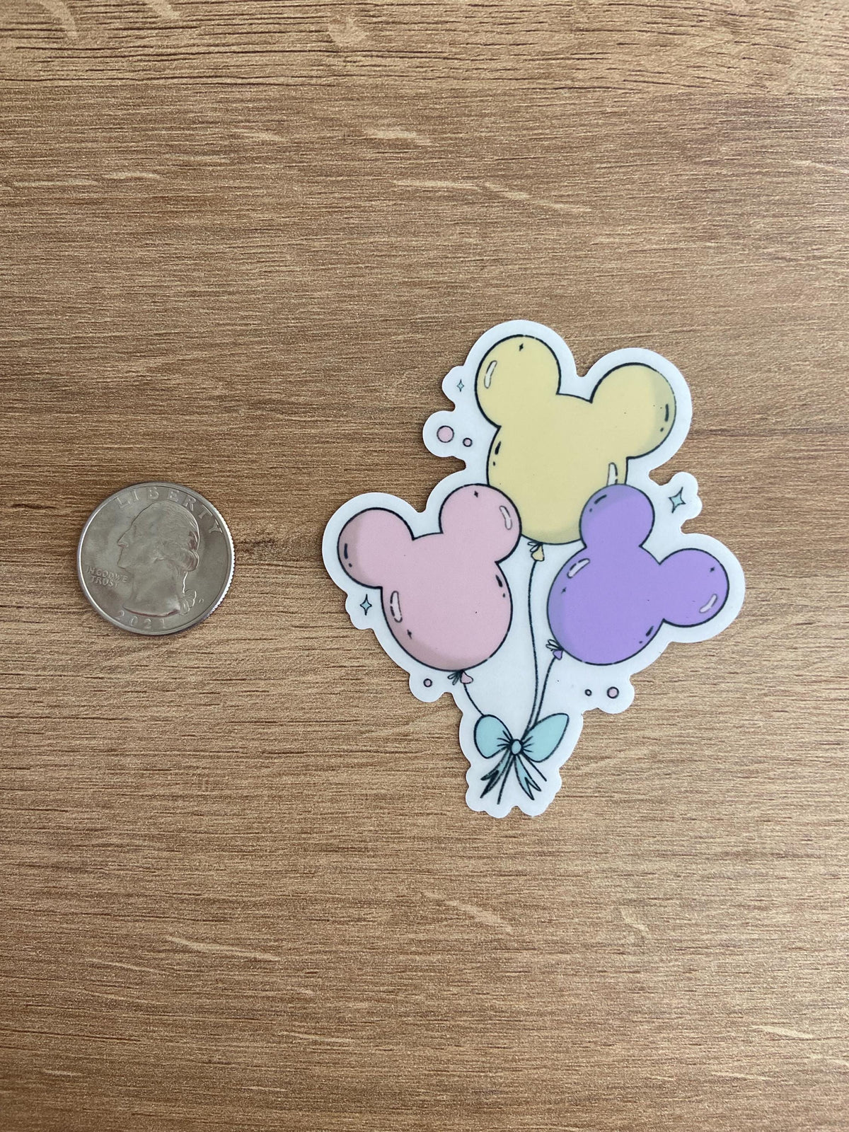 Mickey balloon sticker