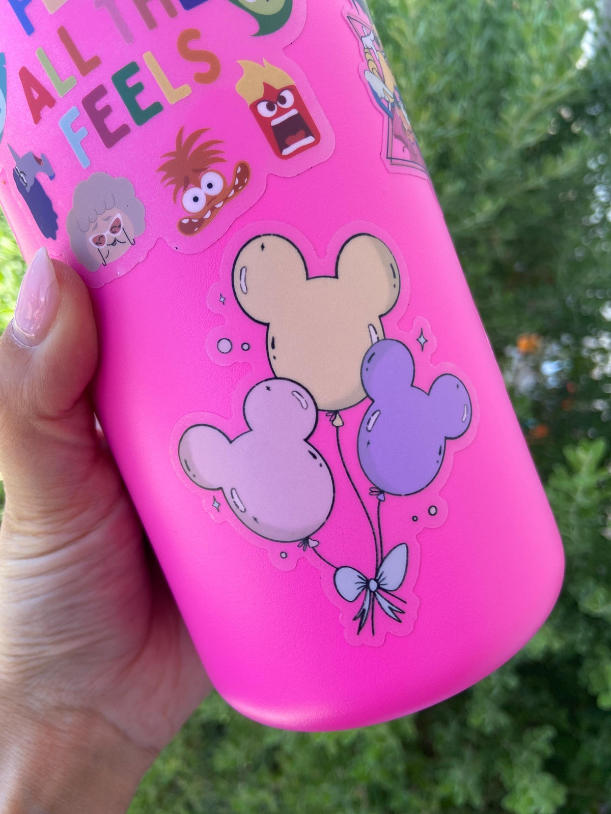 Mickey balloon sticker